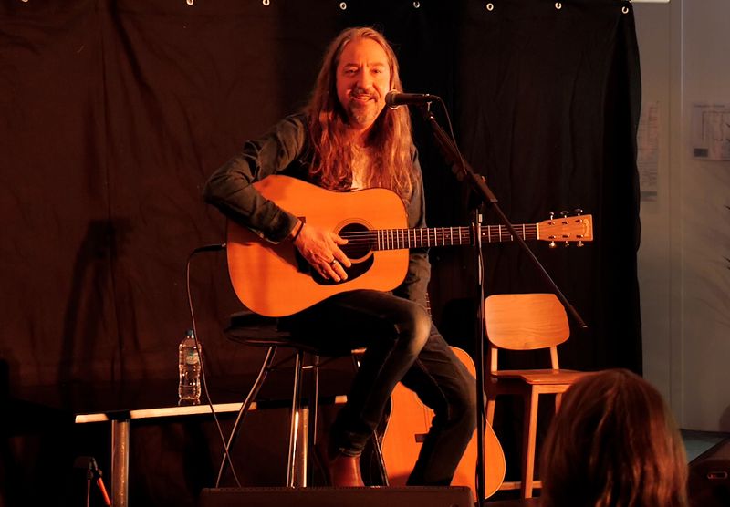 VIDEO - Rock legend shares wisdom with local rangatahi