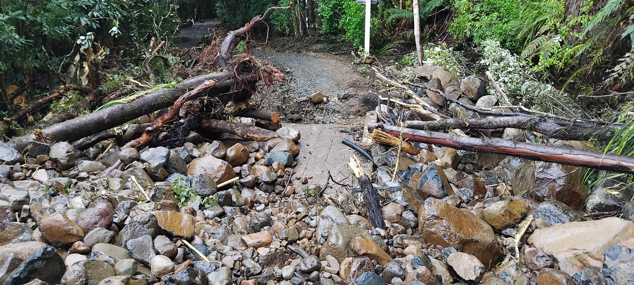 Wekeweka Rd bridge 27 March